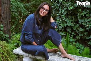 Emma Heming Willis feet photo thumbnail