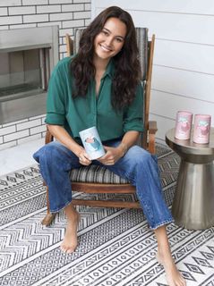 Emma Heming Willis feet photo thumbnail