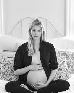 Emma Ishta feet photo 17