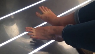 Emma Ishta feet photo 7
