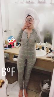 Emma Kenney feet photo thumbnail