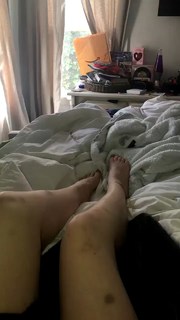 Emma Kenney feet photo thumbnail