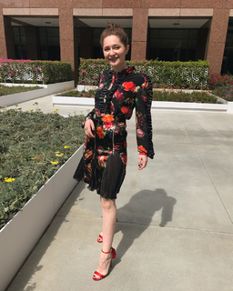 Emma Kenney feet photo thumbnail