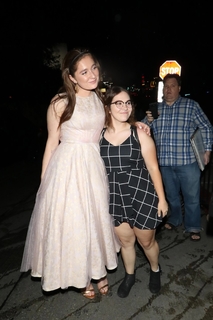 Emma Kenney feet photo thumbnail