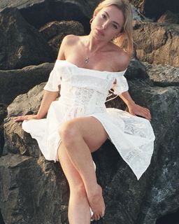 Emma Kotos feet photo 10