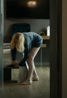 Emma Laird feet photo 8