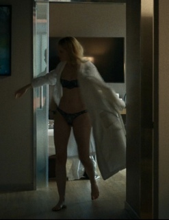 Emma Laird feet photo 1