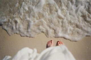 Emma Laird feet photo 7