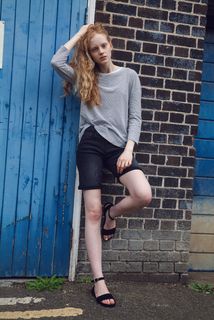 Emma Laird feet photo 4