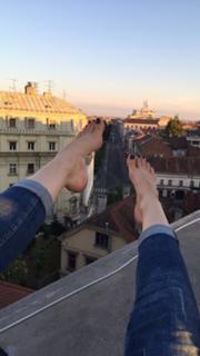 Emma Lovett feet photo thumbnail