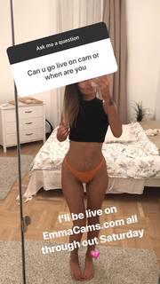 Emma Lovett feet photo thumbnail
