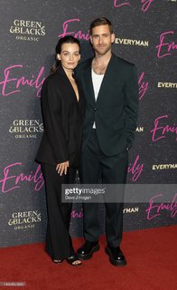 Emma Mackey feet photo thumbnail