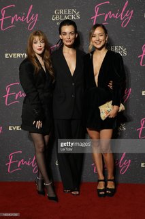 Emma Mackey feet photo thumbnail