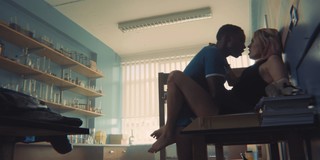 Emma Mackey feet photo thumbnail