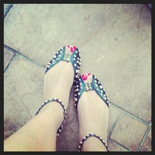 Emma Marrone feet photo thumbnail