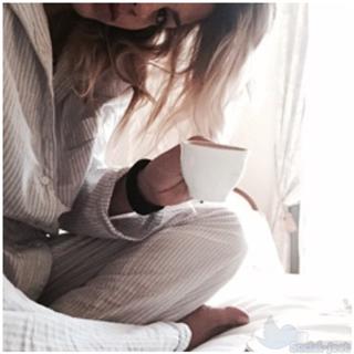 Emma Marrone feet photo thumbnail