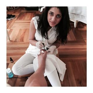 Emma Marrone feet photo thumbnail