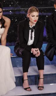 Emma Marrone feet photo thumbnail