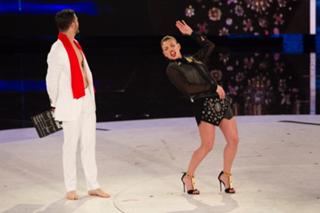 Emma Marrone feet photo thumbnail
