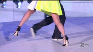 Emma Marrone feet photo thumbnail