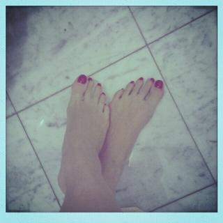 Emma Marrone feet photo thumbnail