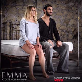 Emma Marrone feet photo thumbnail