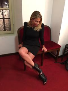 Emma Marrone feet photo thumbnail