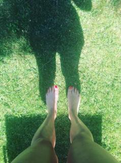 Emma Marrone feet photo thumbnail