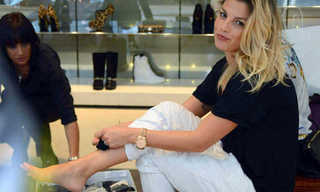 Emma Marrone feet photo thumbnail