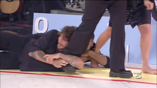 Emma Marrone feet photo thumbnail