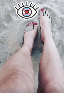 Emma Marrone feet photo thumbnail