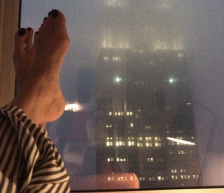 Emma Marrone feet photo thumbnail