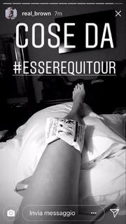 Emma Marrone feet photo thumbnail