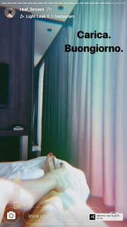 Emma Marrone feet photo thumbnail