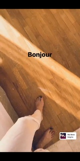 Emma Marrone feet photo thumbnail