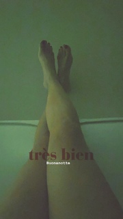 Emma Marrone feet photo thumbnail