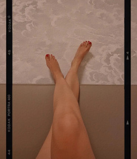 Emma Marrone feet photo thumbnail
