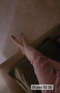Emma Marrone feet photo thumbnail