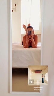 Emma Marrone feet photo thumbnail