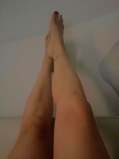 Emma Marrone feet photo 1