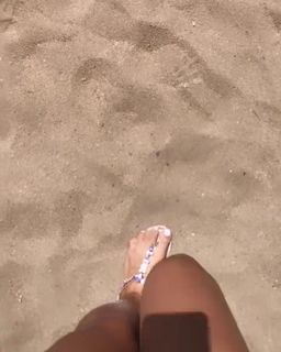 Emma Muscat feet photo 4