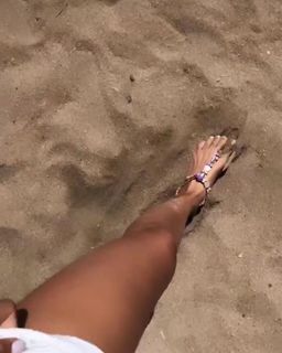 Emma Muscat feet photo 3
