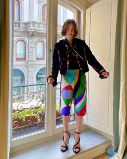 Emma Myers feet photo thumbnail