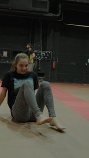 Emma Myers feet photo thumbnail