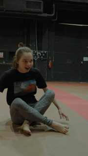 Emma Myers feet photo thumbnail