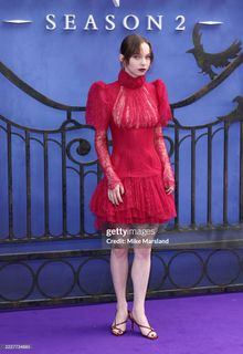 Emma Myers feet photo thumbnail