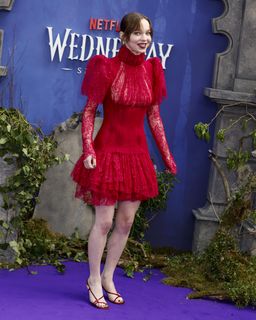 Emma Myers feet photo thumbnail