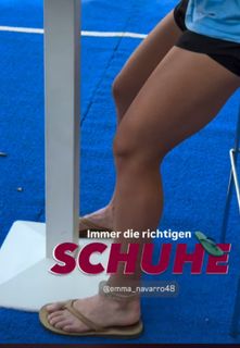 Emma Navarro feet photo 10