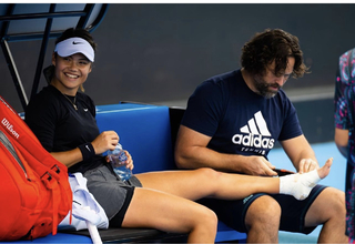 Emma Raducanu feet photo thumbnail