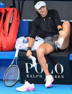 Emma Raducanu feet photo thumbnail